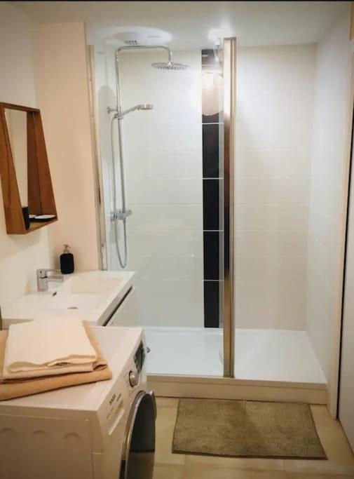 Appartement Calme Centre-Ville. ディエップ エクステリア 写真