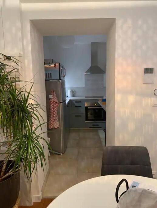 Appartement Calme Centre-Ville. ディエップ エクステリア 写真