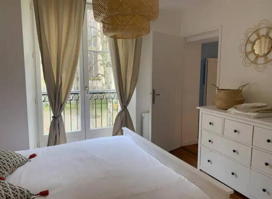 Appartement Calme Centre-Ville. ディエップ エクステリア 写真